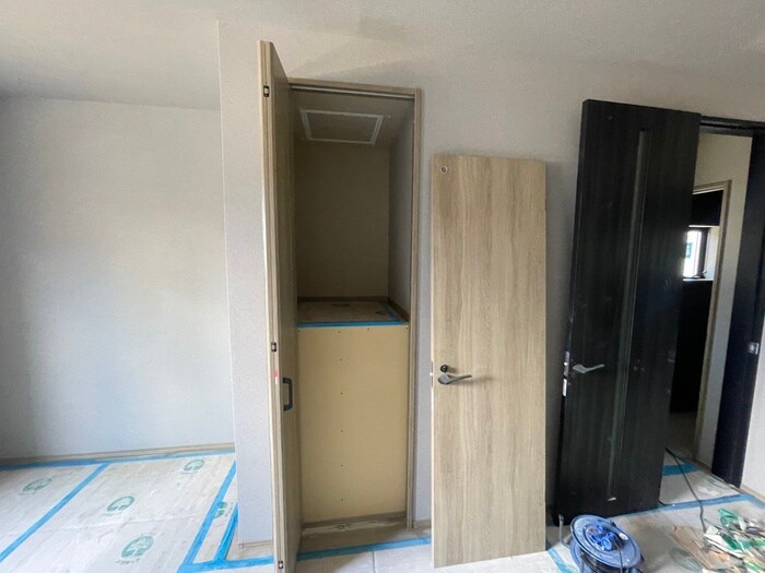 物件内観写真12　(収納)