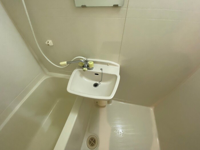 物件内観写真12　(洗面)