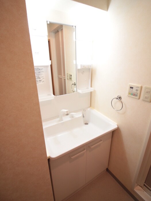 物件内観写真11　(洗面)