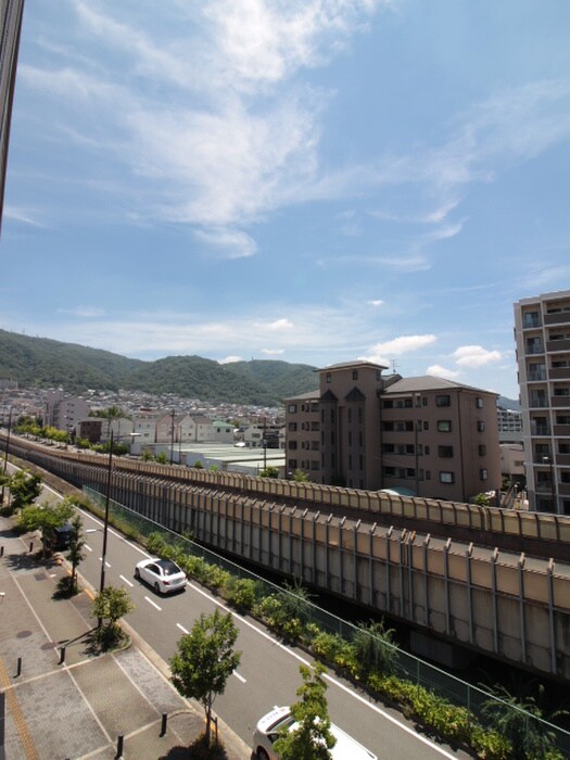 物件内観写真19　(室内からの展望)