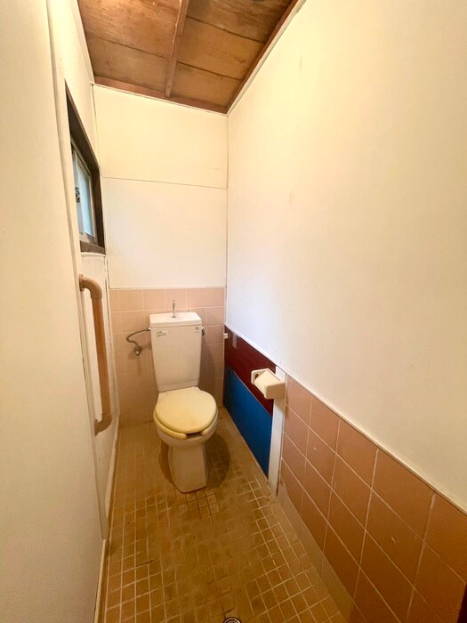 物件内観写真12　(トイレ)