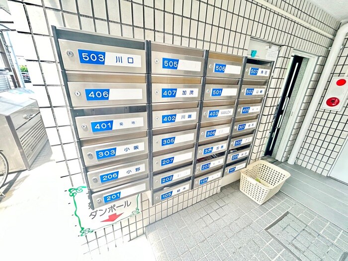 物件外観写真4　(建物設備)