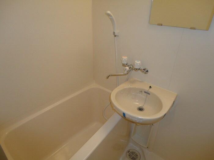 物件内観写真9　(バス／シャワールーム等)