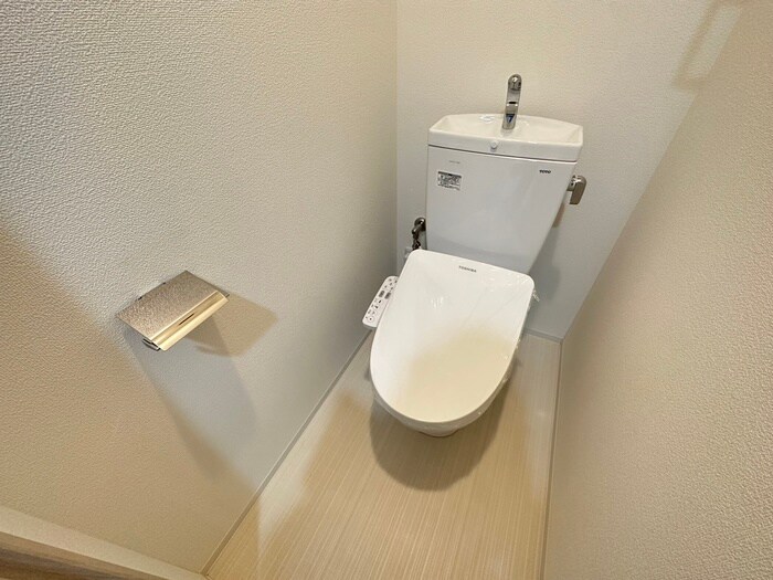 物件内観写真13　(トイレ)