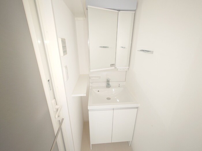 物件内観写真13　(洗面)