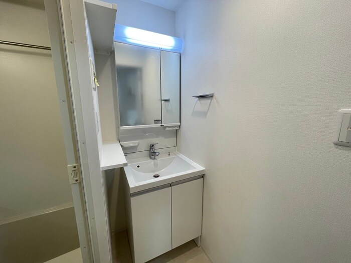 物件内観写真15　(収納)