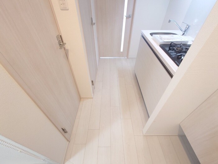 物件内観写真17　(廊下)