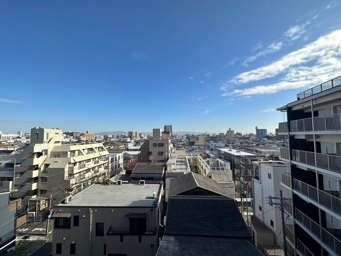 物件内観写真22　(室内からの展望)