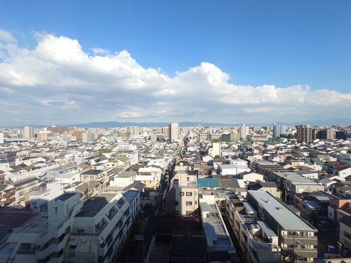 物件内観写真22　(室内からの展望)