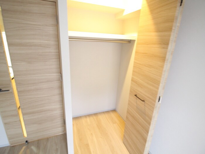 物件内観写真10　(収納)