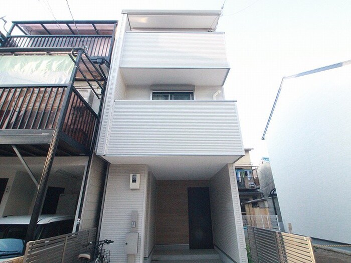 物件外観写真2　(外観写真)