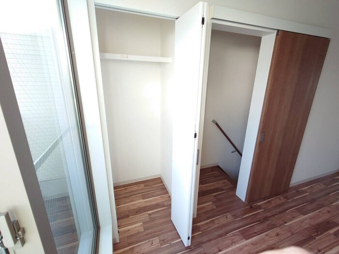 物件内観写真11　(収納)