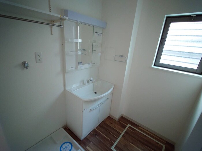 物件内観写真13　(洗面)