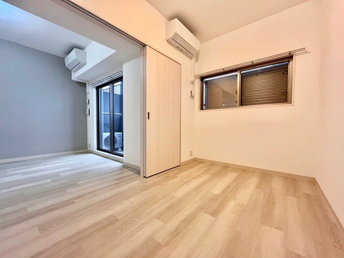 物件内観写真12　(居室)