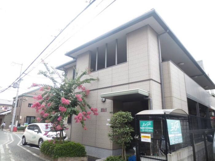 物件外観写真2　(エントランス部分)