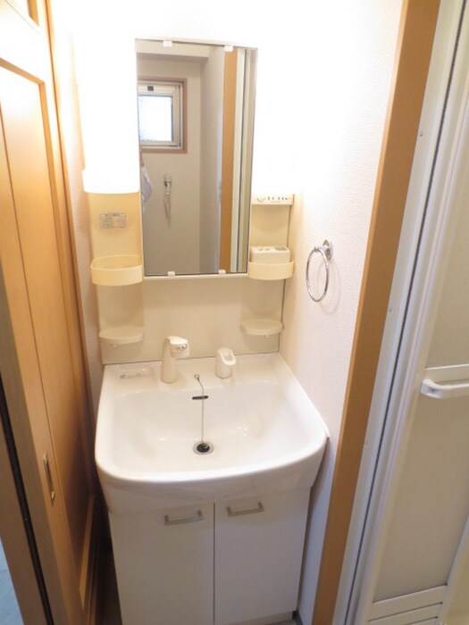 物件内観写真11　(洗面)