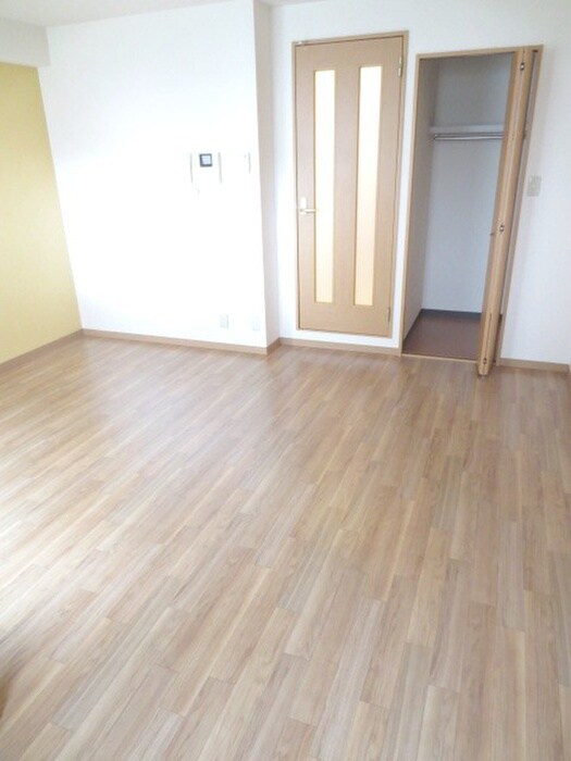 物件内観写真12　(居室)