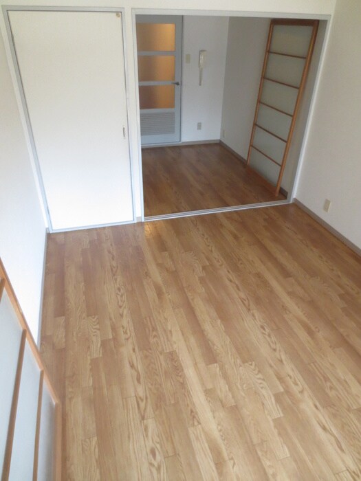 物件内観写真7　(居室)