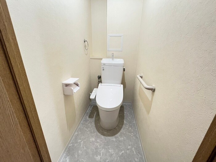 物件内観写真11　(トイレ)
