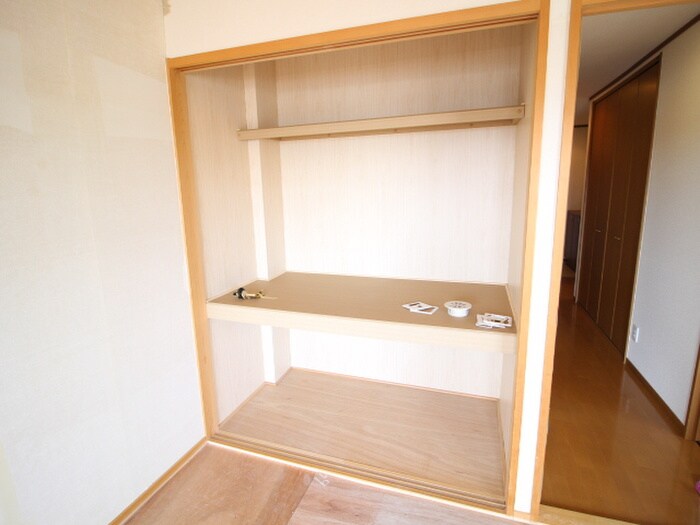 物件内観写真9　(収納)