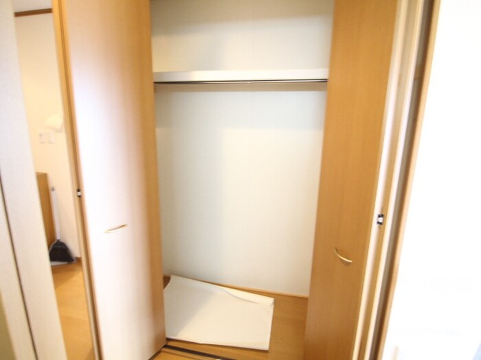 物件内観写真10　(収納)