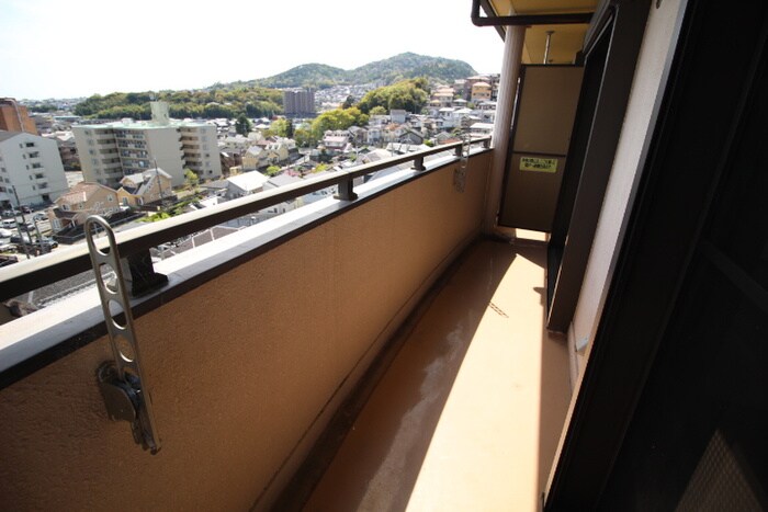 物件内観写真20　(室内からの展望)