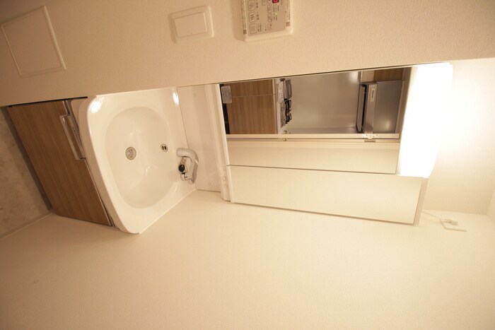 物件内観写真11　(洗面)