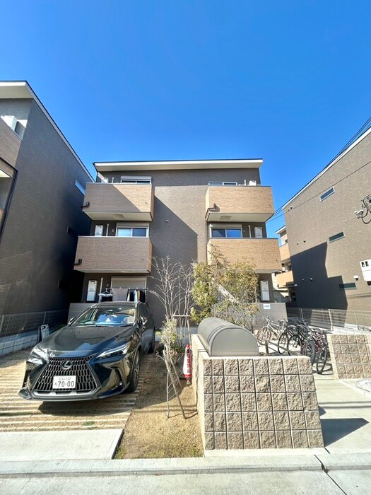 物件外観写真1　(外観写真)