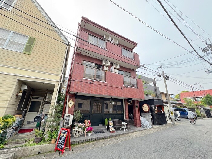 物件外観写真2　(外観写真)