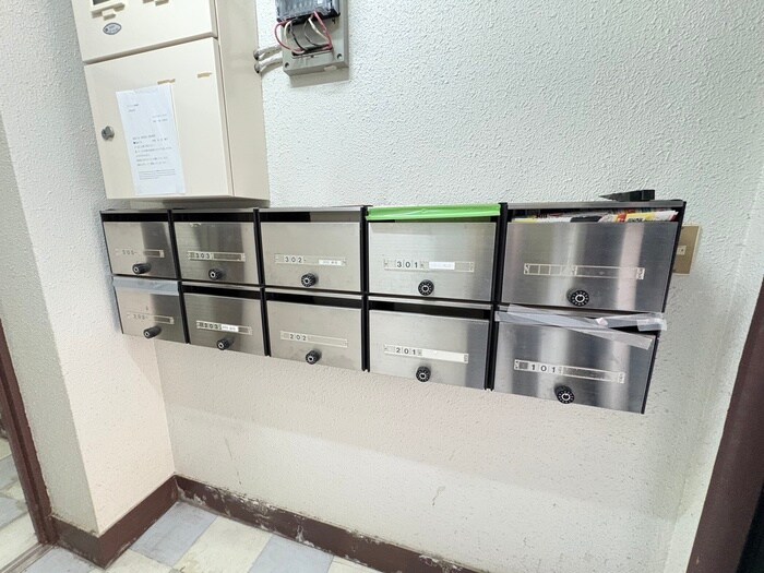 物件外観写真4　(建物設備)