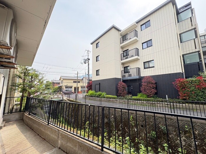 物件内観写真19　(室内からの展望)