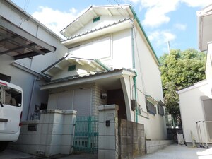 中之島町貸家外観写真