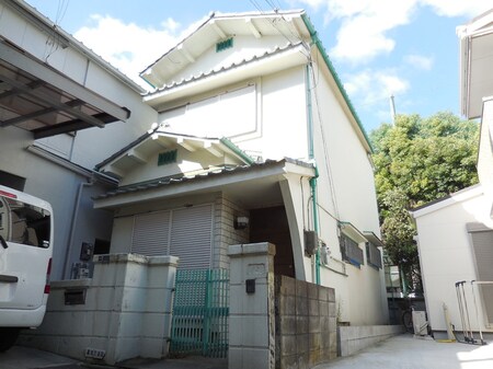 中之島町貸家外観写真
