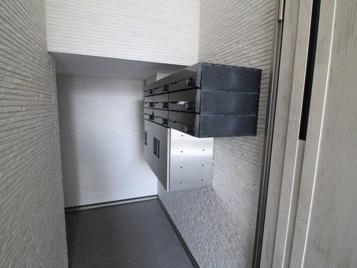 物件外観写真4　(建物設備)