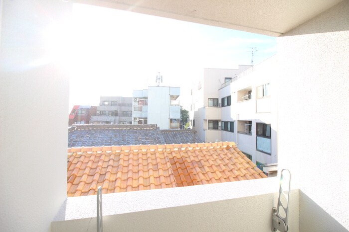 物件内観写真15　(室内からの展望)