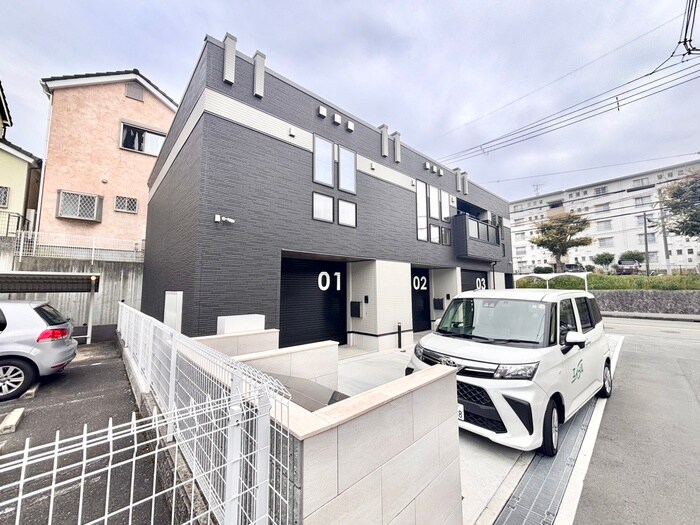 物件外観写真2　(外観写真)