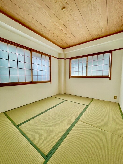 物件内観写真9　(居室)