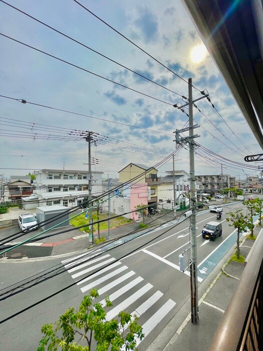 物件内観写真16　(室内からの展望)