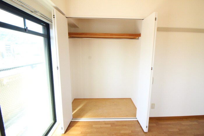 物件内観写真18　(収納)