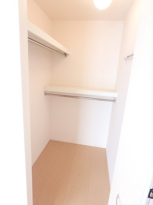 物件内観写真11　(収納)