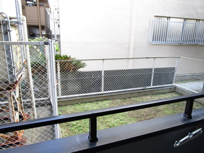 物件内観写真18　(室内からの展望)