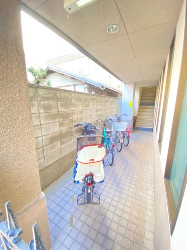 駐輪場
