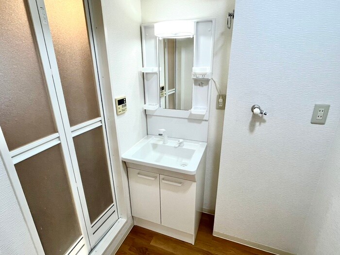 物件内観写真13　(洗面)