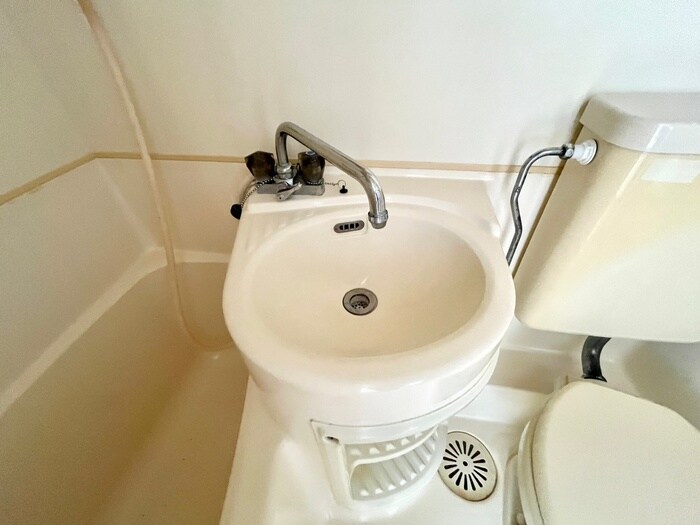 物件内観写真12　(洗面)