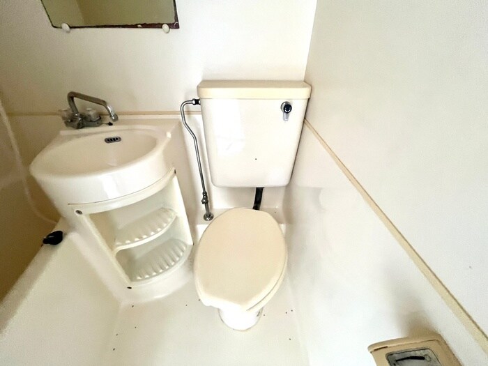 物件内観写真15　(トイレ)