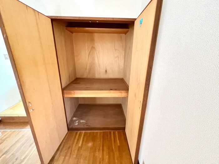 物件内観写真15　(収納)