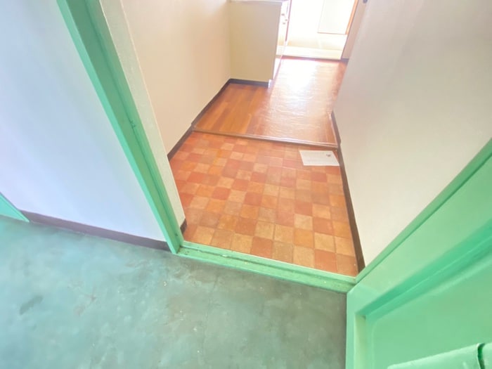 物件内観写真15　(玄関)