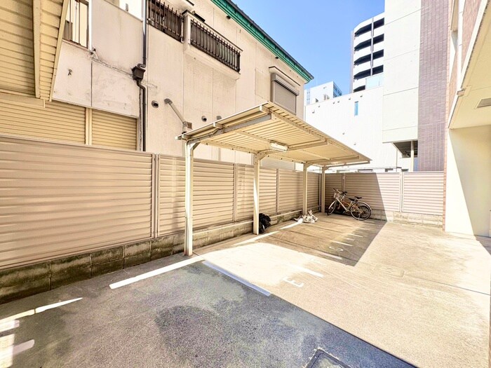物件外観写真5　(駐輪場)
