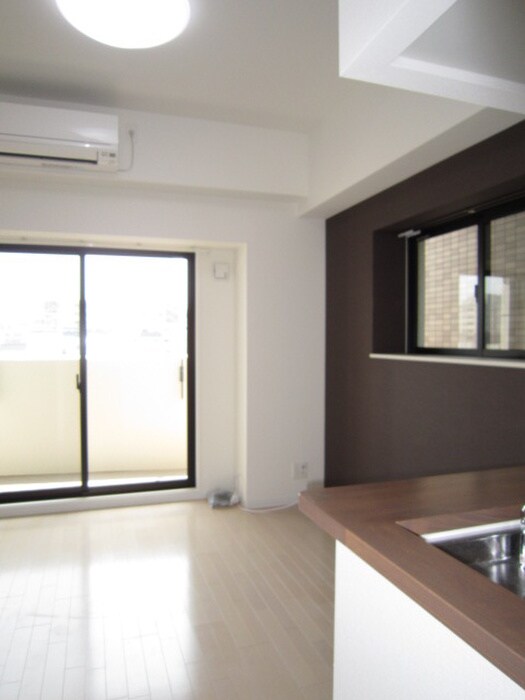 物件内観写真14　(居室)