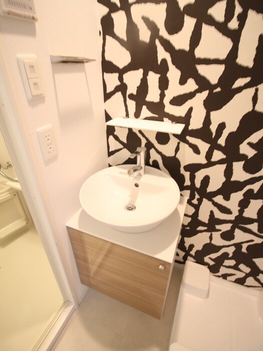 物件内観写真9　(洗面)